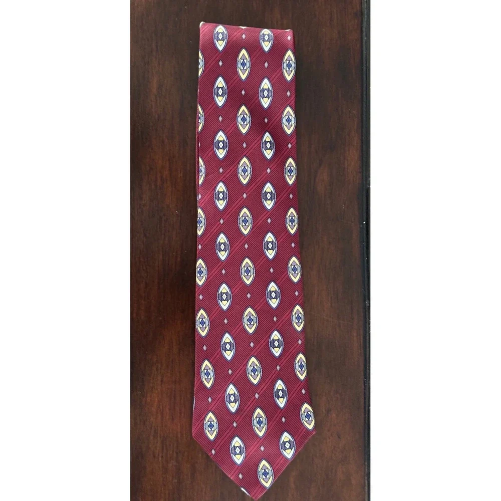 Parisian Signature Men's‎ Burgundy Necktie Geometric Pattern Silk Blend VTG 90's